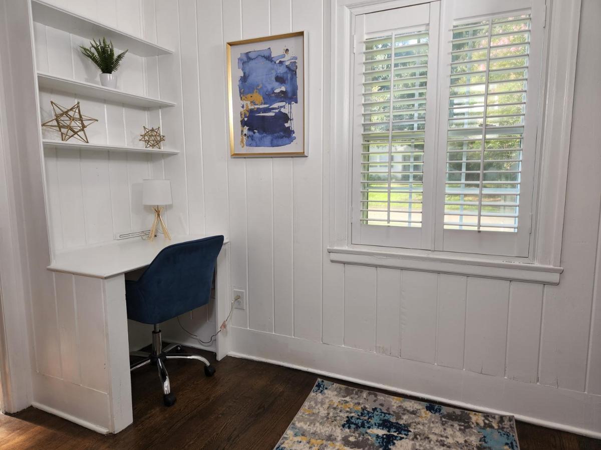 Spacious Centrally Located 3 Bed 2 Bath - Sleeps 8 Montgomery Exterior photo